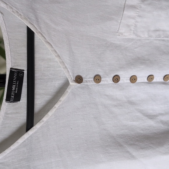 White Linen Tunic - Picture 3 of 6